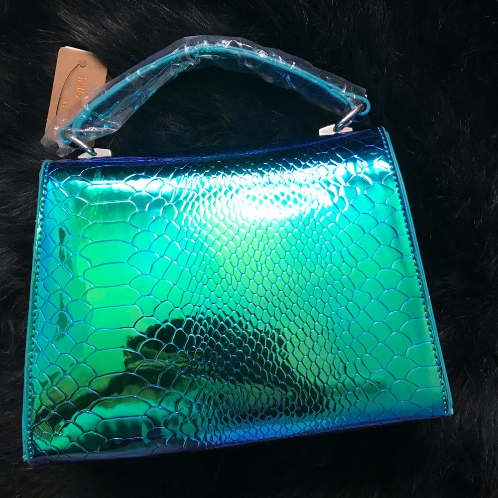 Green Snake Embossed Top Handle Crossbody Bag - Picture 5 of 5